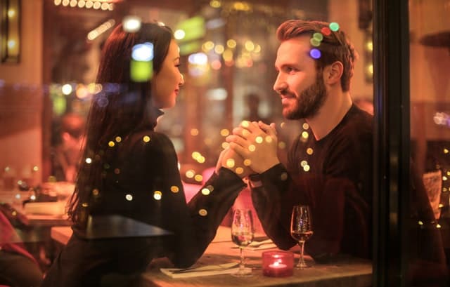 Are dating apps all that you wished for? 1 adult couple holding hands