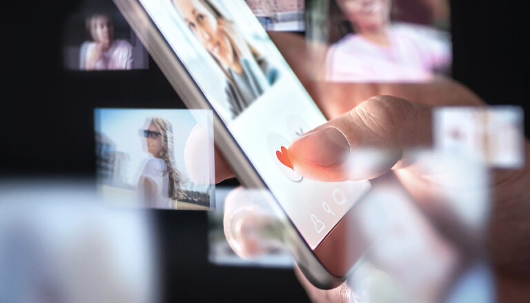 How To Dip Your Toe Back In The Water 1 bigstock Dating App In Smartphone And M 321923344